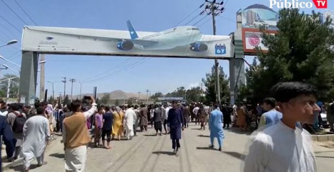 El caos se apodera del aeropuerto de Kabul