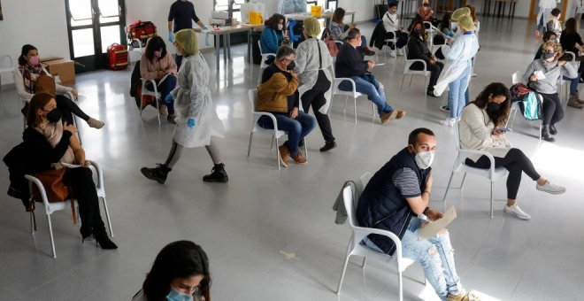 Principia Marsupia - España supera la quinta ola, pero más de 9.000 personas siguen hospitalizadas