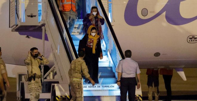 Aterriza en España el avión con los 260 afganos evacuados este lunes de Kabul