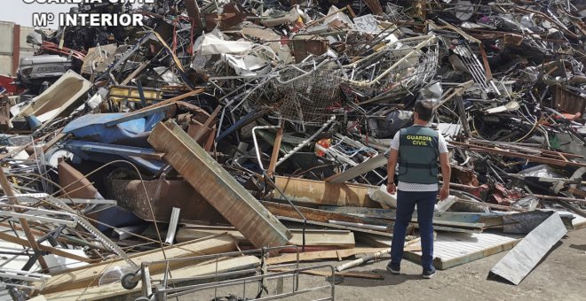 Detenidos en 135 ocasiones por cometer casi 900 delitos y los vuelven a pillar robando en explotaciones agrarias