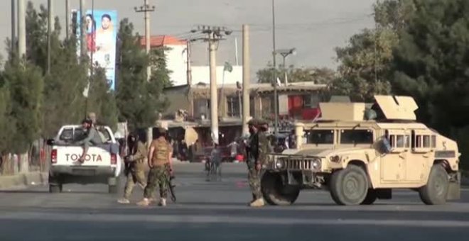 Aumenta la presencia de soldados talibanes en el aeropuerto de Kabul
