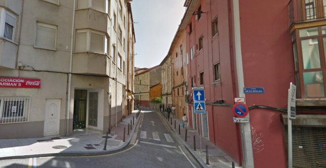 Denunciados siete menores en Santander por beber alcohol en la calle y no llevar la mascarilla