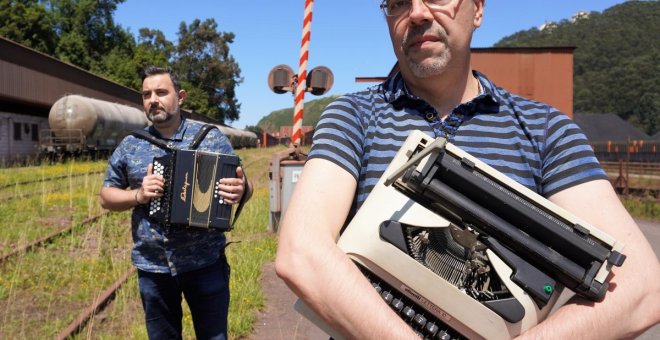 Llanes acueye'l vienres la presentación de 'Fierro, carbón y metralla'