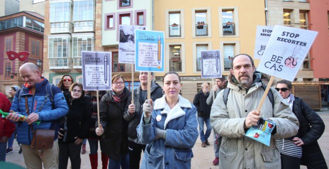 Oviedo empieza el curso con 1.008 becas municipales menos