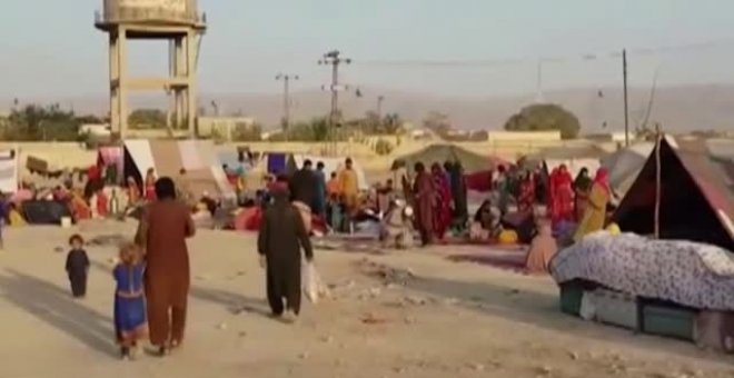 El drama de las familias afganas refugiadas en Pakistán