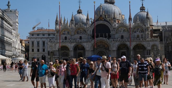 Un Gran Hermano de 468 cámaras vigila las riadas de turistas en Venecia