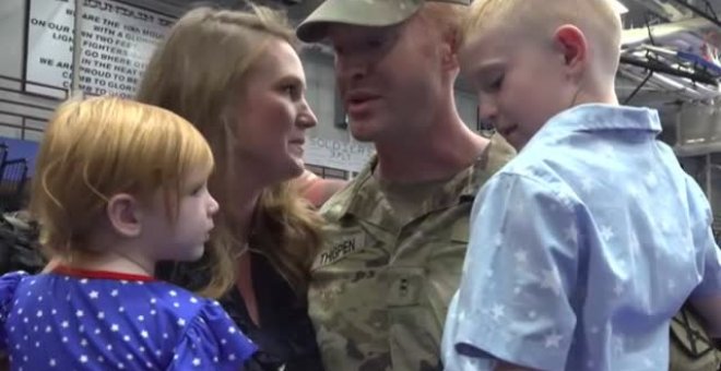 Emotivo regreso de 140 soldados estadounidenses tras 9 meses en Afganistán