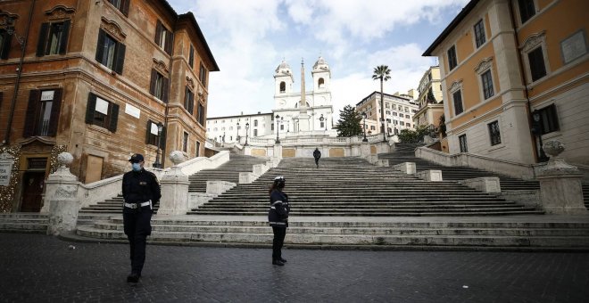 Detenido por acuchillar a cinco personas, entre ellas un niño que está grave, tras pedirle el billete de bus en Italia