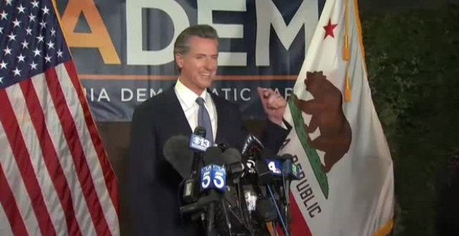 El demócrata Gavin Newsom expresa su felicidad tras conseguir mantenerse en el cargo de Gobernador de California