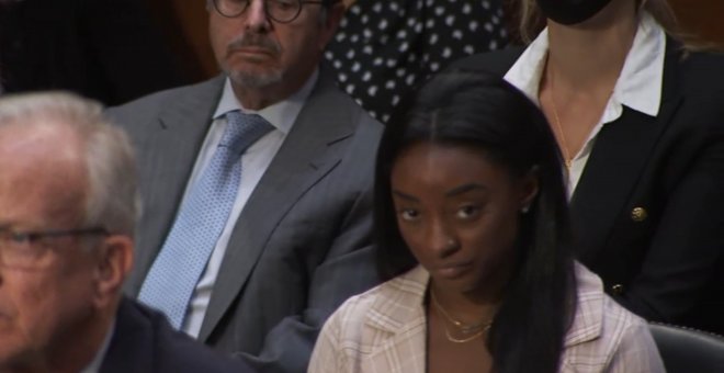 Biles obliga a EE.UU. a cuestionar el sistema que toleró los abusos de Nassar