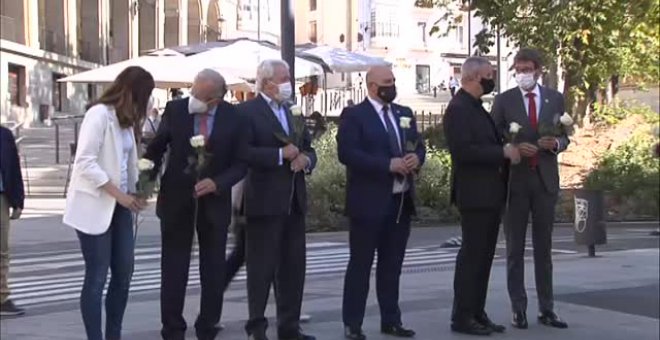 Homenaje en Vitoria a las 39 personas asesinadas por Henri Parot