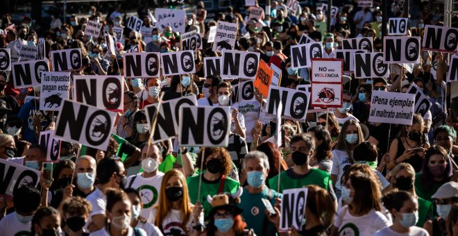 Miles de personas se manifiestan en Madrid a favor del fin de la tauromaquia