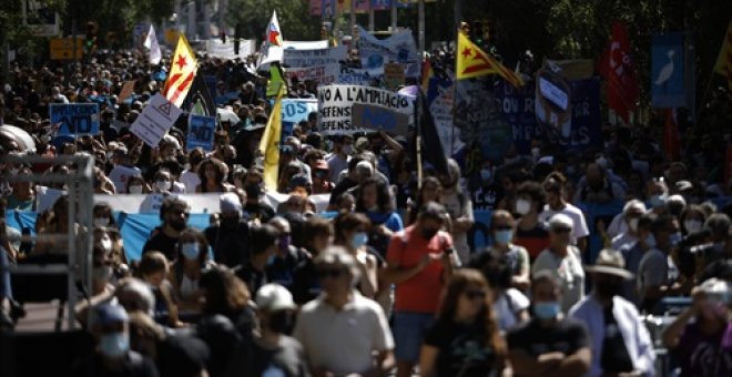 "Menys avions i més carbassons", Barcelona diu no a l'ampliació de l'aeroport