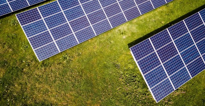 El Gobierno abre la vía para que familias, pymes, agricultores y municipios se emancipen del oligopolio eléctrico