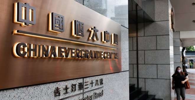 Evergrande se dispara en Bolsa mientras las autoridades chinas le piden que evite el impago de su deuda