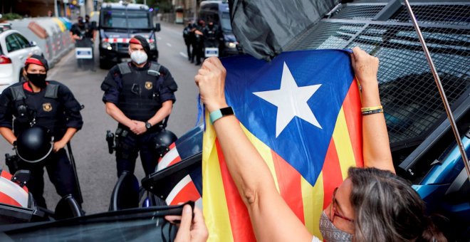 Aragonès: "Exigimos la retirada de las órdenes de detención contra Puigdemont y su puesta en libertad inmediata"