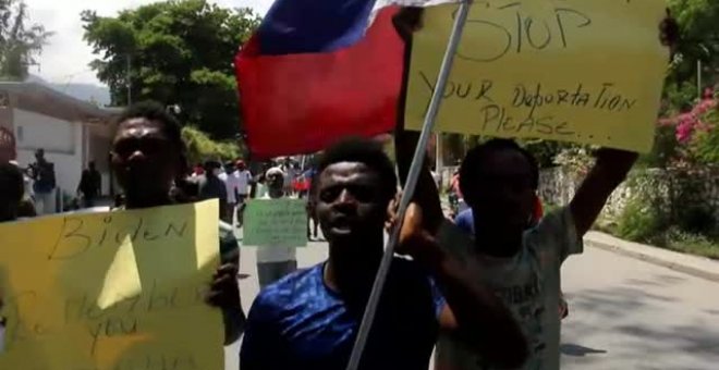 Cientos de haitianos protestan contra las deportaciones en EEUU