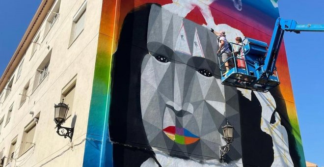 Okuda deja su legado en Málaga con una particular Gioconda