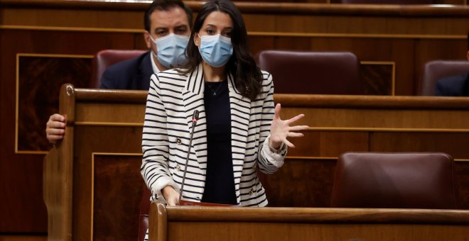 Arrimadas marca distancias con el discurso de Casado: "Lo del PP ha sido una Convención del partido conservador"