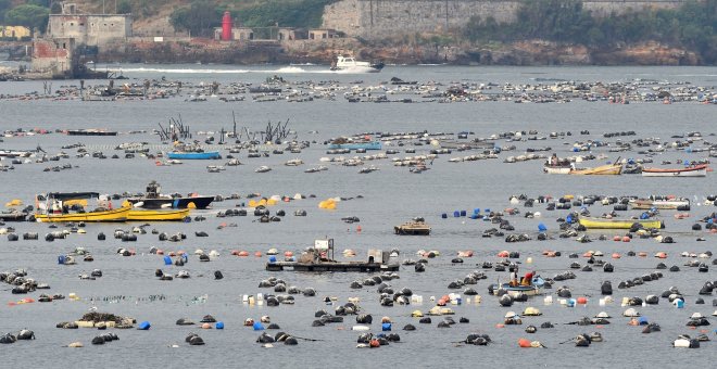 Más de 3.700 toneladas de plástico en las aguas del Mediterráneo