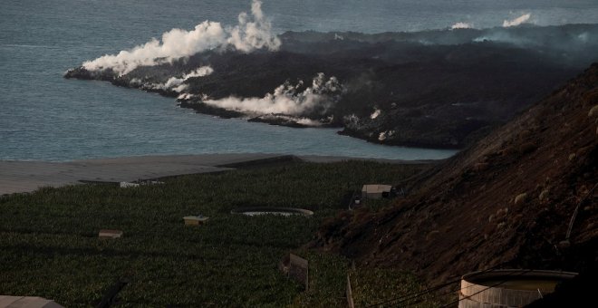 Los científicos vigilan las coladas de lava mientras continúa la actividad sísmica en el sur de La Palma