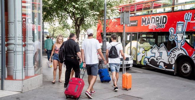 Asociaciones de vecinos denuncian que una patronal de pisos turísticos se hace pasar por una asociación vecinal