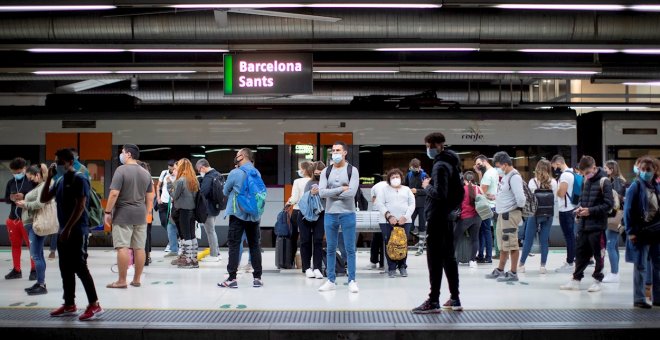 Perill de "col·lapse" a Sants davant l'entrada d'iryo, tercer operador d'alta velocitat