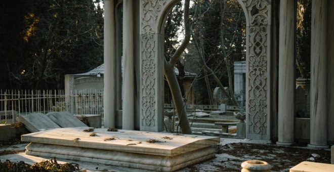 El cura de Comillas pide 2.300 euros por mantener a los difuntos en el cementerio