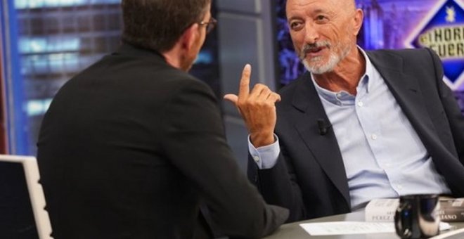 Arturo Pérez-Reverte: "¿Me va a cambiar a mí el lenguaje Irene Montero? A la lengua española déjela tranquila"