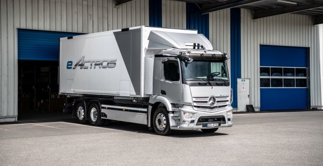 El Mercedes eActros eléctrico arranca su producción bajo un gran acto ceremonial