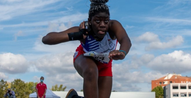 Andrea Njimi, Campeona de España de peso en el Nacional de Federaciones sub 16