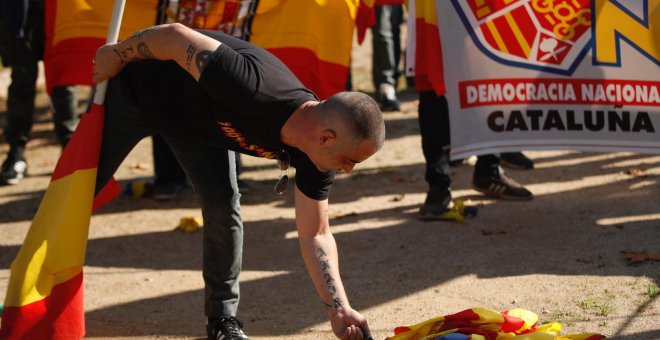 Neonazis en Barcelona celebran su particular 12 de octubre con simbología ultra y franquista