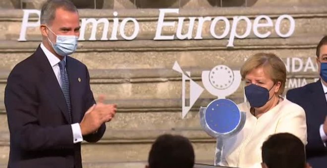 Merkel recibe el Premio Europeo Carlos V en el monasterio de Yuste