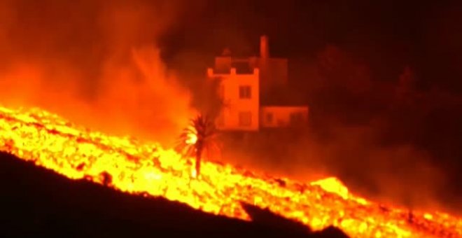 Continúa la efusividad del volcán de La Palma