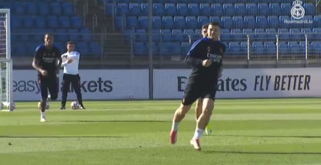 Último entrenamiento del Real Madrid antes de viajar a Kiev