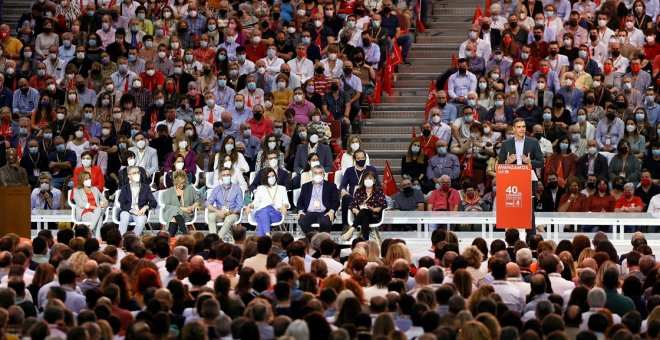 El PSOE hace de la unidad virtud ante la necesidad de frenar un futuro Gobierno de derechas