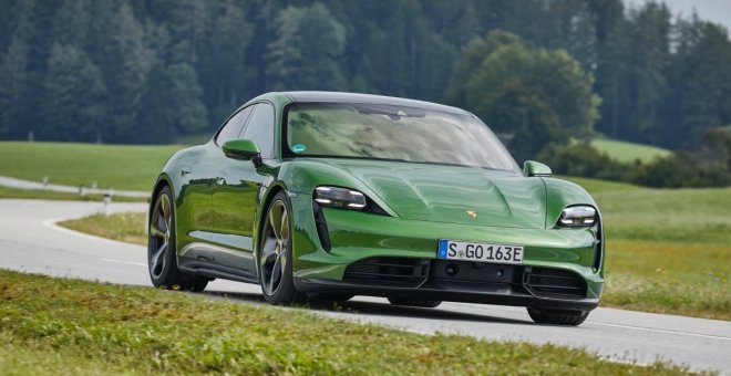 El Porsche Taycan consolida el 'sorpasso': ya se vende más que el 911