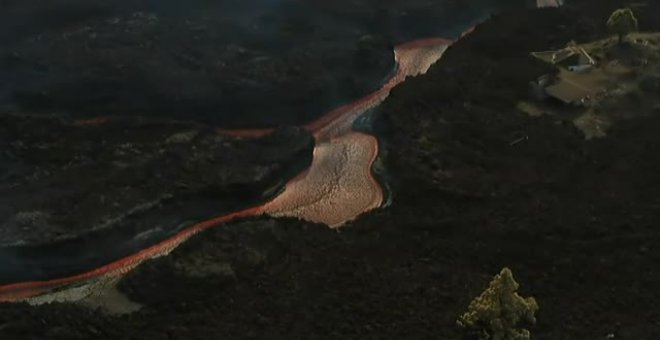 Las coladas reducen velocidad tras un mes de erupción