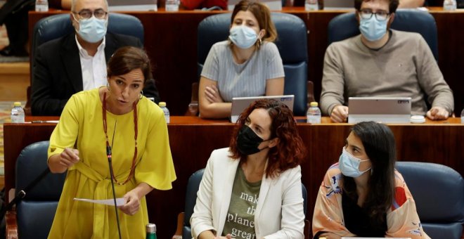 "Le voy a dar una propuesta señora Ayuso": las redes aplauden el nuevo repaso de Mónica García, al estilo Yolanda Díaz