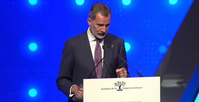 Felipe VI señala a las empresas familiares como palancas "imprescindibles" para la recuperación económica