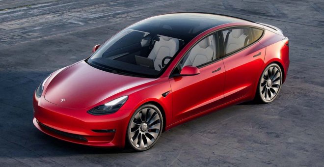 Nuevo hito para el coche eléctrico: el Tesla Model 3 se convierte en el coche más vendido de Europa