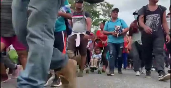 Una nueva caravana de inmigrantes marcha a ciudad de México