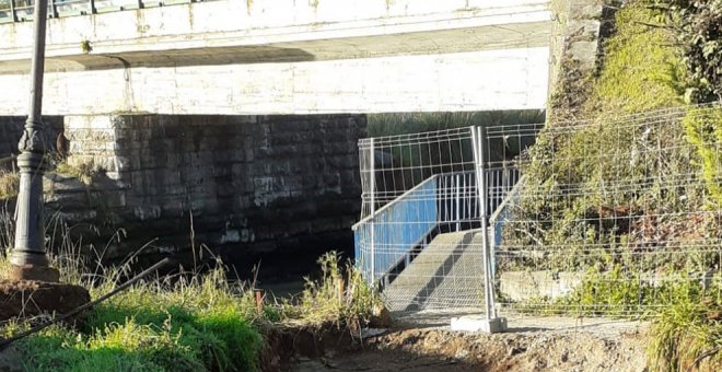 Camargo cortará un tramo del paseo de la Ría del Carmen para hormigonar la zona