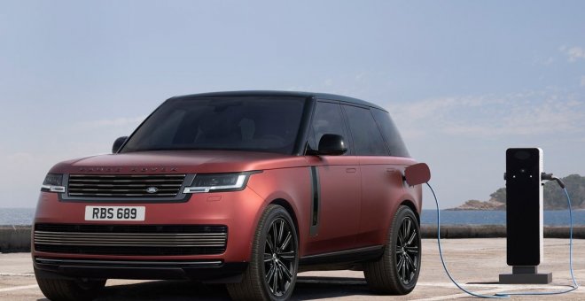 El nuevo Range Rover ofrecerá dos versiones híbridas enchufables de 440 y 510 CV