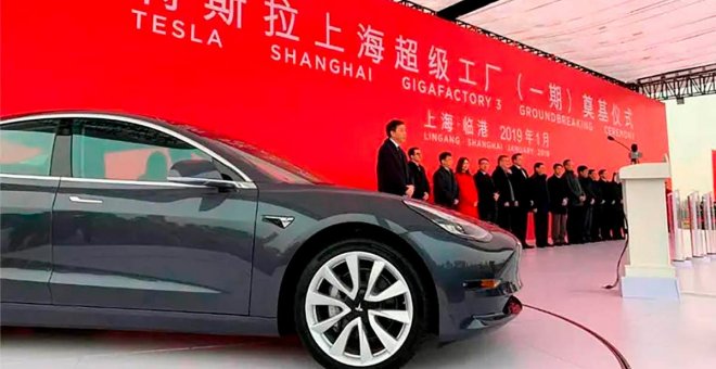 Tesla quiere baterías LFP en sus coches eléctricos, pero se enfrenta a problemas geopolíticos