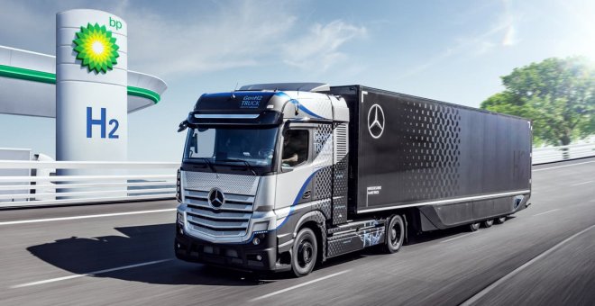 Daimler Truck y BP firman un acuerdo para impulsar el hidrógeno en el transporte