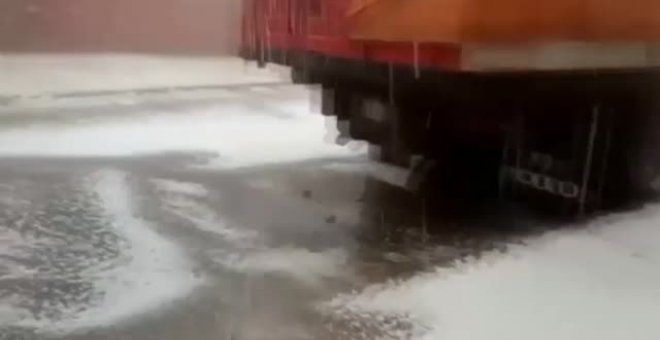 Enorme granizada en Tarija, Bolivia donde cayeron 5.000 toneladas de granizo