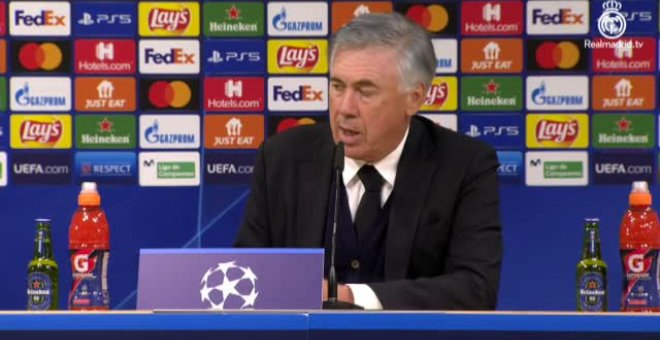 Ancelotti: "Es bueno que la afición nos despierte con algunos pitos"