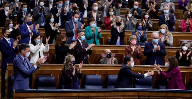 La tramoya - Un debate cuarteado sobre pensiones que solo beneficia a la banca