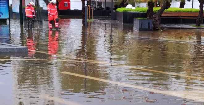 "El verdadero responsable de las inundaciones es PP-Cs" por la suciedad de Santander